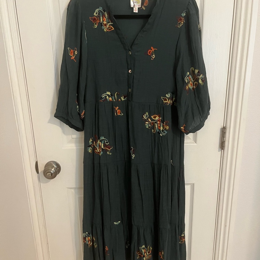 Fig and Flower Dark Green Embroidered Dress